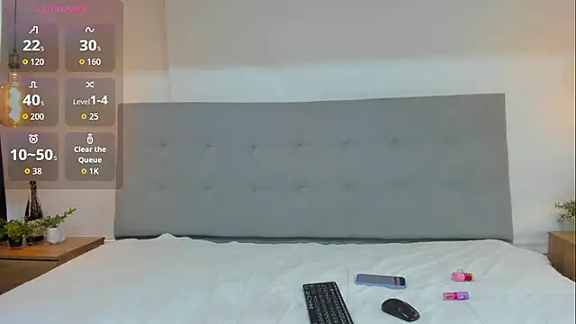 KelaniSilva online show from November 2025 07:46:02 PM