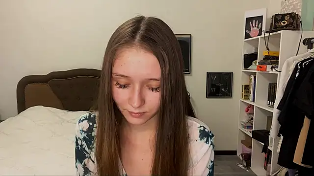 Denny Yorgeritai online show from September 2025 02:00:02 PM