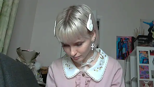 Paradoxy  online show from December 2025 08:47:01 PM