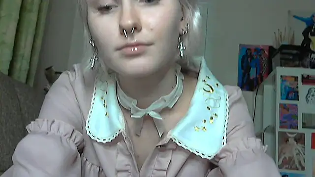 Paradoxy  online show from December 2025 09:12:02 PM