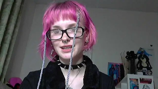 Paradoxy  online show from March 2026 08:14:02 PM