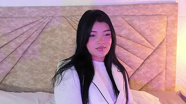 Snapshot of EmmaBlossom chatting on February 2026 12:37:01 PM EmmaBlossom online show from February 2026 12:37:01 PM