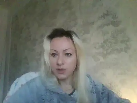 Veyrise online show from October 2025 08:22:02 AM