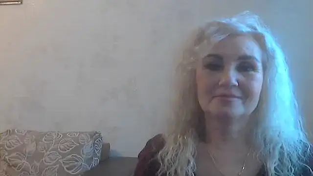 Snapshot of LadySexyBlond chatting on April 2026 07:58:02 AM LadySexyBlond online show from April 2026 07:58:02 AM