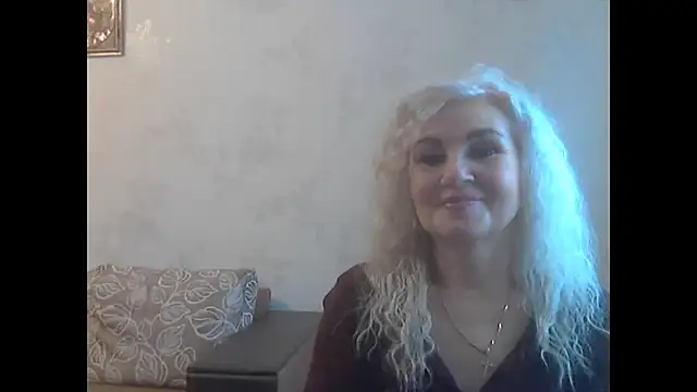 Snapshot of LadySexyBlond chatting on May 2026 04:14:02 PM LadySexyBlond online show from May 2026 04:14:02 PM