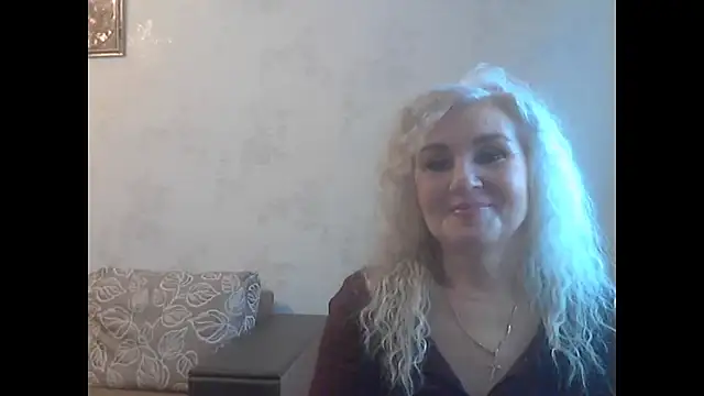 Snapshot of LadySexyBlond chatting on May 2026 01:39:02 PM LadySexyBlond online show from May 2026 01:39:02 PM
