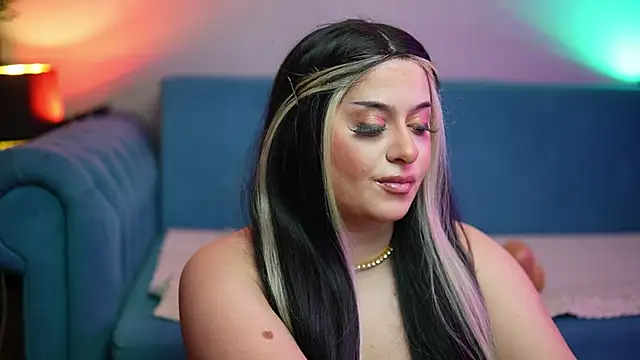 KarlaJai online show from October 2025 09:16:02 PM