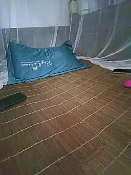 Snapshot of Lazzikaka chatting on October 2025 07:04:02 PM Lazzikaka online show from October 2025 07:04:02 PM