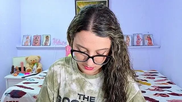 katiaa lovv online show from November 2025 11:54:01 AM