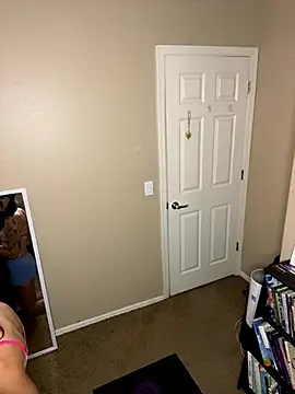 DesertLuxe online show from October 2025 07:18:01 PM