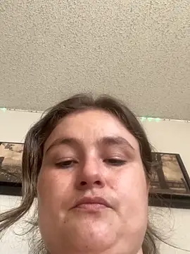 Snapshot of BuzzBunni69 chatting on November 2025 07:01:02 PM BuzzBunni69 online show from November 2025 07:01:02 PM