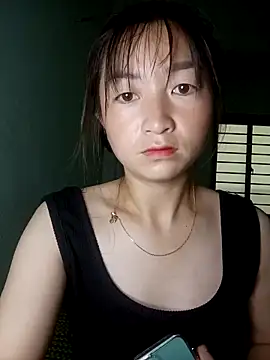 roxie-zz online show from October 2025 11:26:02 PM