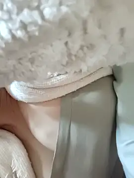 Paul-paul11 online show from December 2025 02:42:01 AM