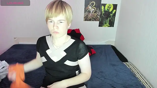 Cattie w  online show from November 2025 01:38:02 AM