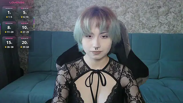 Snapshot of LeisaHopperstad chatting on April 2026 02:15:01 PM LeisaHopperstad online show from April 2026 02:15:01 PM