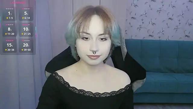 Snapshot of LeisaHopperstad chatting on May 2026 12:12:01 PM LeisaHopperstad online show from May 2026 12:12:01 PM