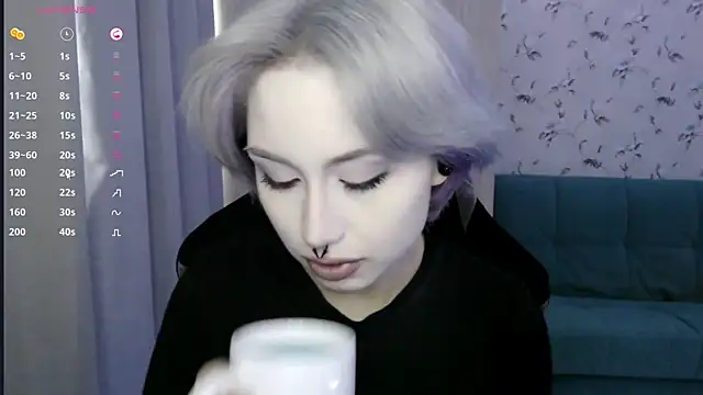 Snapshot of LeisaHopperstad chatting on June 2026 02:58:01 PM LeisaHopperstad online show from June 2026 02:58:01 PM
