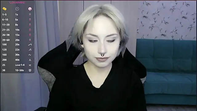 Snapshot of LeisaHopperstad chatting on June 2026 03:29:01 PM LeisaHopperstad online show from June 2026 03:29:01 PM