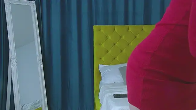 Snapshot of RubyHills chatting on January 2026 05:10:02 AM RubyHills online show from January 2026 05:10:02 AM