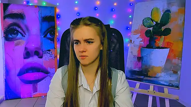 JuneWoods online show from February 2026 07:18:01 AM