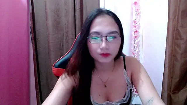 pinayscarlet online show from October 2025 11:42:02 AM
