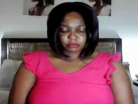 Snapshot of Blacksashaxx chatting on April 2026 05:33:01 PM Blacksashaxx online show from April 2026 05:33:01 PM