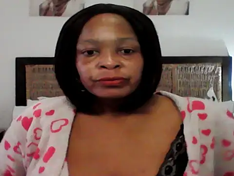 Snapshot of Blacksashaxx chatting on May 2026 07:24:02 AM Blacksashaxx online show from May 2026 07:24:02 AM
