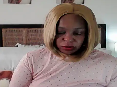 Snapshot of Blacksashaxx chatting on May 2026 08:52:02 AM Blacksashaxx online show from May 2026 08:52:02 AM