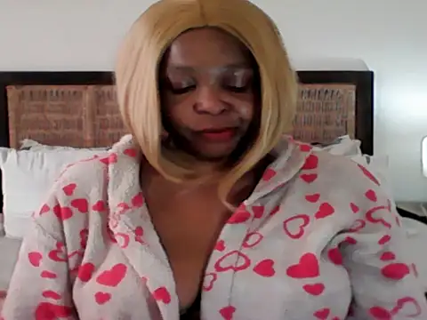 Snapshot of Blacksashaxx chatting on May 2026 10:56:02 AM Blacksashaxx online show from May 2026 10:56:02 AM