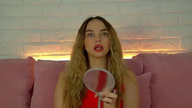 AnitaVenture online show from October 2025 04:09:02 AM