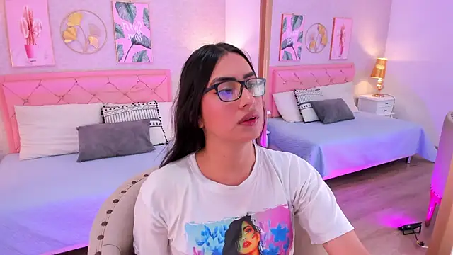 cherrylady 02 online show from April 2026 01:06:02 PM