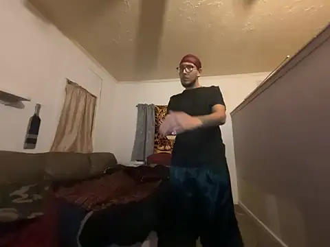 ThrowedWorldWide online show from February 2026 03:25:01 AM