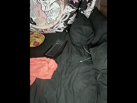 NeliaHexxen online show from December 2025 05:05:01 AM