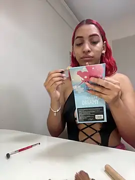 Snapshot of theladymonserrateshow chatting on November 2025 11:54:01 AM theladymonserrateshow online show from November 2025 11:54:01 AM