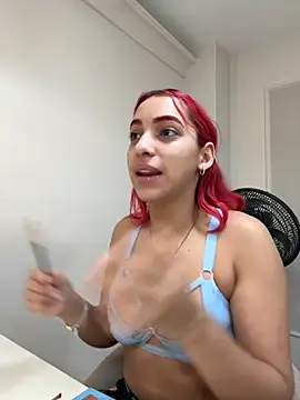 Snapshot of theladymonserrateshow chatting on November 2025 12:05:02 PM theladymonserrateshow online show from November 2025 12:05:02 PM