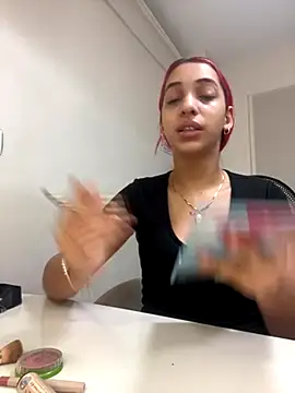 Snapshot of theladymonserrateshow chatting on November 2025 12:04:01 PM theladymonserrateshow online show from November 2025 12:04:01 PM