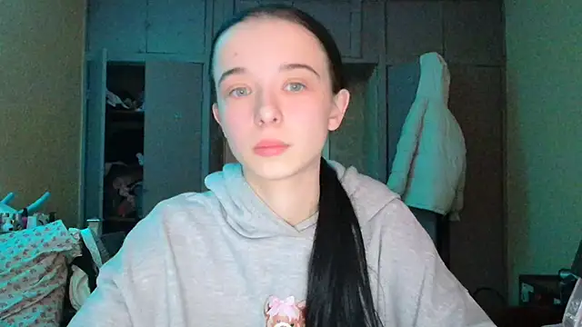 Emilia Light online show from February 2026 07:06:02 AM