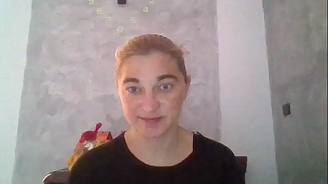 Snapshot of GoldenAngelMilf chatting on December 2025 11:06:02 AM GoldenAngelMilf online show from December 2025 11:06:02 AM