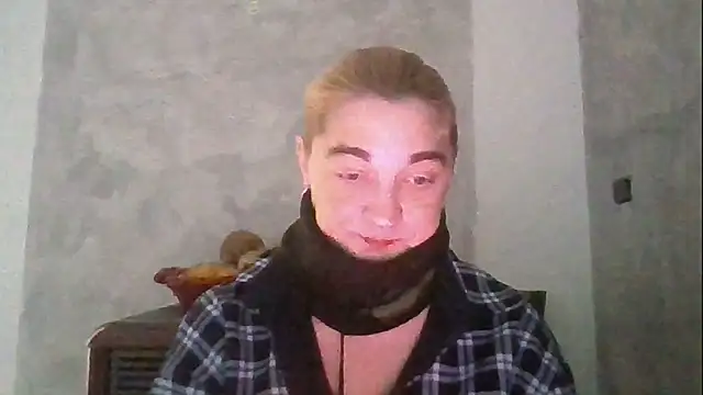 Snapshot of GoldenAngelMilf chatting on February 2026 12:22:02 PM GoldenAngelMilf online show from February 2026 12:22:02 PM