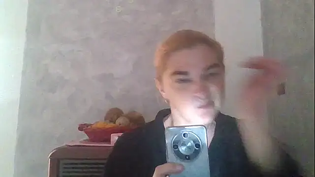 Snapshot of GoldenAngelMilf chatting on February 2026 08:40:02 AM GoldenAngelMilf online show from February 2026 08:40:02 AM