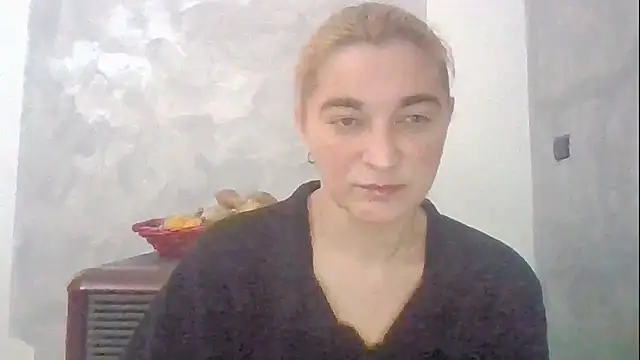 Snapshot of GoldenAngelMilf chatting on February 2026 11:38:02 AM GoldenAngelMilf online show from February 2026 11:38:02 AM