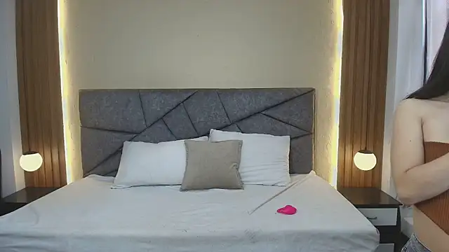 GabySweett  online show from April 2026 01:27:02 PM