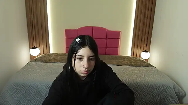 Snapshot of GabySweett_ chatting on April 2026 08:26:01 PM GabySweett online show from April 2026 08:26:01 PM