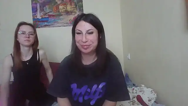 Snapshot of QueenMomyS chatting on May 2026 12:34:02 PM QueenMomyS online show from May 2026 12:34:02 PM