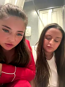 Playfulvixen25 online show from November 2025 12:44:01 AM