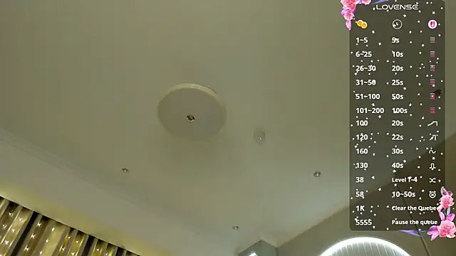 AmyVilvet  online show from June 2026 09:24:01 PM