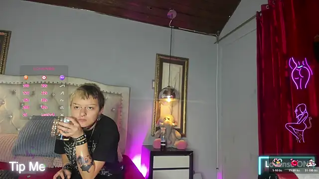 Snapshot of Baby_Punk1 chatting on October 2025 12:34:02 PM Baby Punk1 online show from October 2025 12:34:02 PM