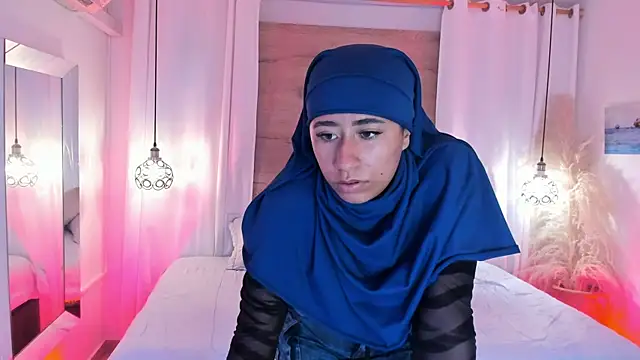 Snapshot of Ridwana_Haddad chatting on January 2026 05:27:02 PM Ridwana Haddad online show from January 2026 05:27:02 PM