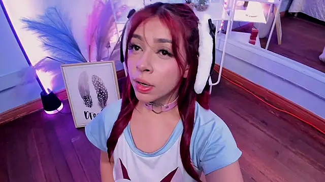 Snapshot of KathiaSaenz_ chatting on December 2025 04:11:02 AM KathiaSaenz online show from December 2025 04:11:02 AM