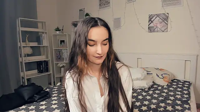 EmmaBuffley online show from October 2025 08:15:02 AM